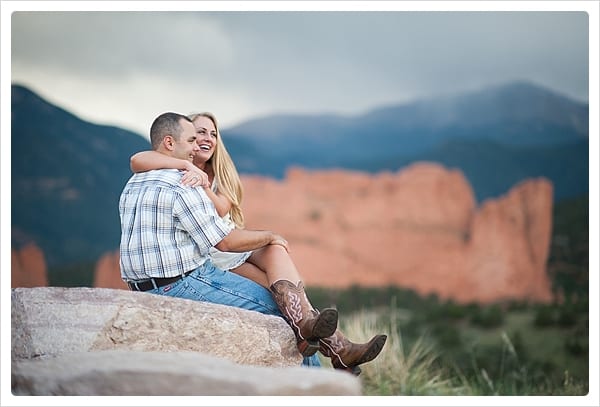 018_Garden-of-the-Gods-Engagement_Rene-Tate-Photography